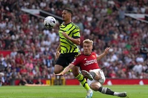 Tin thể thao hôm nay (13-5): Đánh bại MU, Arsenal giành lại vị trí đầu bảng từ Man City