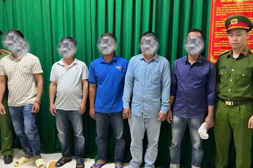 Bắt thêm 11 đối tượng trong vụ khai thác cát trái phép quy mô lớn