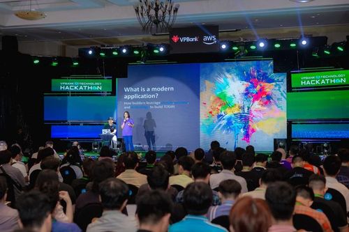 Khai mạc VPBank Technology Hackathon 2024: Chinh phục công nghệ, Kiến tạo tương lai