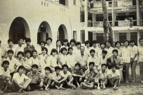 Ánh sáng khác thường