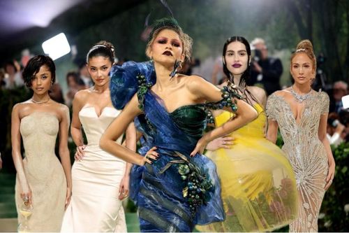 Met Gala 2024: Hào quang lộng lẫy che lấp nỗi đau thương