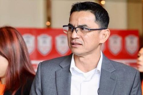 HLV Kiatisuk lý giải nguyên nhân Nguyễn Filip tức giận dù CAHN thắng trận