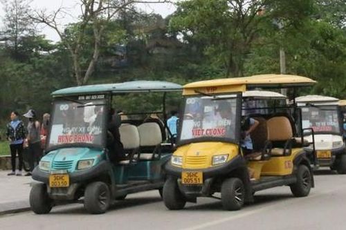 Xe điện phớt quy định, rầm rộ chở khách du lịch Thanh Hóa