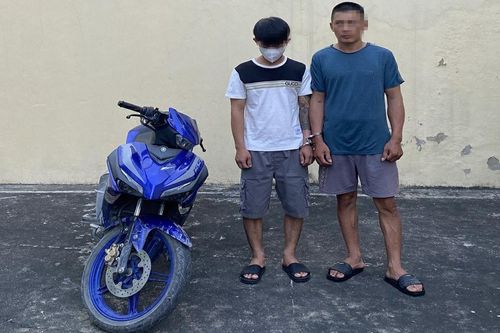 Bắt hai đối tượng cướp tài sản người đi đường