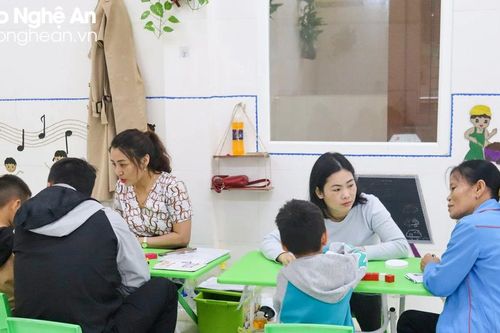 Nghệ An tăng cường tuyên truyền, nâng cao nhận thức về tự kỷ