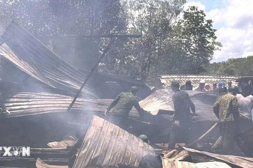 Cà Mau: Hỏa hoạn thiêu rụi hoàn toàn hai căn nhà ở xã Đất Mũi