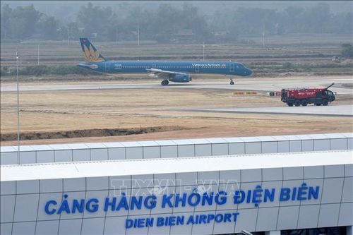 Hơn 12.000 khách qua sân bay Điện Biên dịp kỷ niệm 70 năm Chiến thắng Điện Biên Phủ
