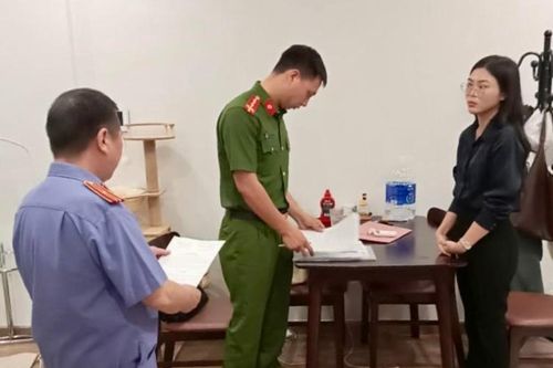 Khởi tố đối tượng buôn lô hàng Marshall giả trị giá 9 tỷ đồng