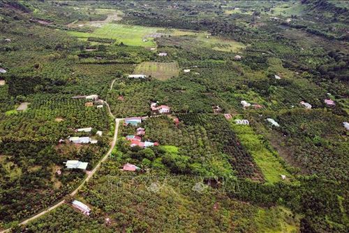 Nhiều dự án, công trình 'tắc' vì vướng đền bù, giải phóng mặt bằng
