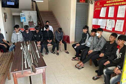 Quảng Ngãi: Một chiến sĩ công an bị thương khi khống chế nhóm thanh niên hỗn chiến