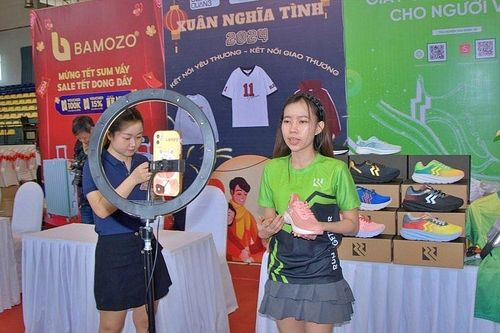 Đưa chợ truyền thống lên trực tuyến, chuyển đổi bán lẻ theo xu hướng