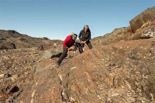 'Áo giáp' bao bọc Trái Đất 3,7 tỉ năm trước lộ diện ở Greenland