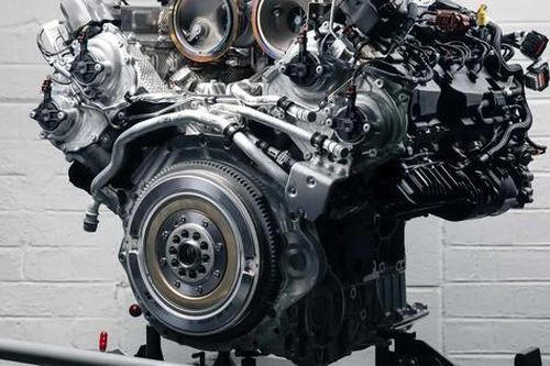 Bentley ra mắt động cơ hybrid công suất lớn