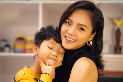 Thu Quỳnh trước ngày lâm bồn, hé lộ phản ứng con trai đầu
