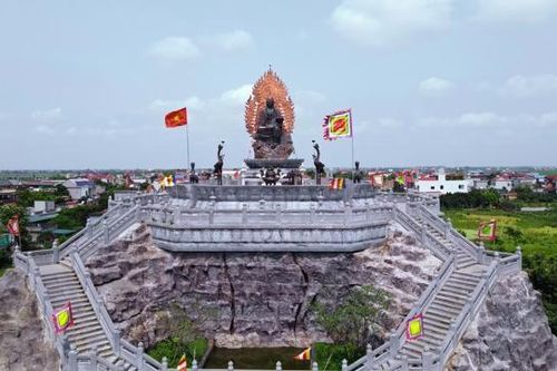Vụ Bản khai thác thế mạnh du lịch tâm linh