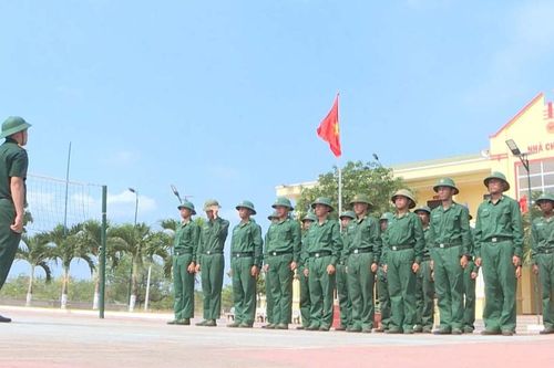 Rèn luyện ý thức chấp hành kỷ luật, nền nếp cho chiến sĩ mới
