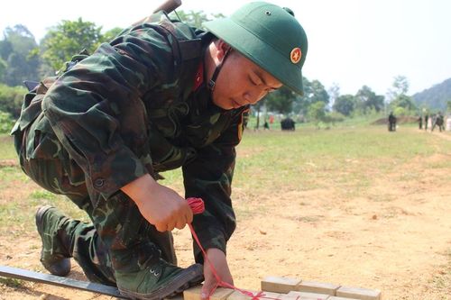 Đưa hơi ấm gia đình vào doanh trại