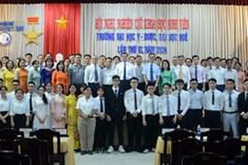 Gần 80 đề tài tham gia hội nghị nghiên cứu khoa học sinh viên Trường đại học Y - Dược