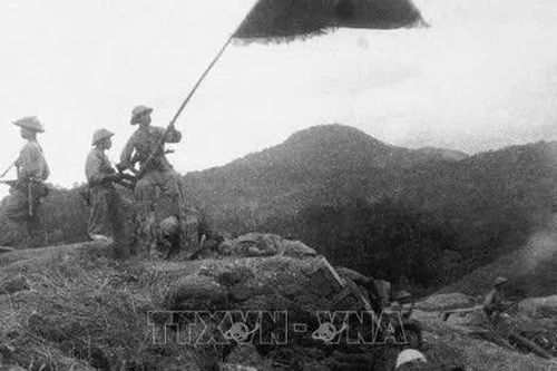 Phát huy vai trò của đội ngũ Chính ủy, Chính trị viên trong cuộc kháng chiến chống thực dân Pháp góp phần vào thắng lợi của Chiến dịch điện biên phủ 1954
