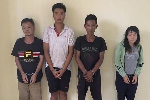Bắt hơn 10 nam, nữ 'mở tiệc' ma túy tại nhà riêng