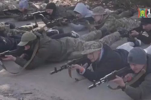 Ukraine cảnh báo tổng động viên