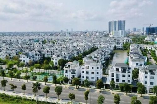 Lỗ 4 năm liên tiếp, Bất động sản Lan Việt gánh khoản nợ 'khủng'