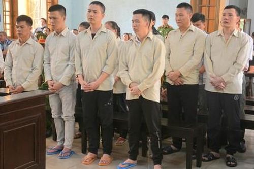 13 bị cáo cấu kết làm khống 15 sổ đỏ thế chấp vay ngân hàng lãnh án
