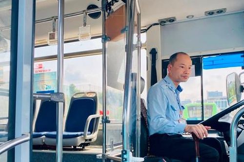Bài tham dự cuộc thi 'Kỷ niệm 70 năm Ngày Giải phóng Thủ đô: Ký ức tự hào' - Cung đường 'sống chậm', hay nét vẽ của Hà Nội yên bìnhBài 2: Sứ mệnh phụng sự