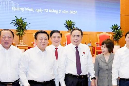 Khơi thông nguồn lực xây dựng và phát triển thiết chế văn hóa, thể thao