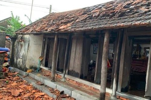 Quảng Ninh: 71 căn nhà bị hư hỏng sau trận giông lốc bất ngờ