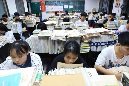 Giải pháp cải thiện sức khỏe tâm thần học đường tại Trung Quốc