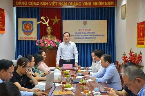 Xây dựng tiêu chí đánh giá hiệu quả công tác PBGDPL