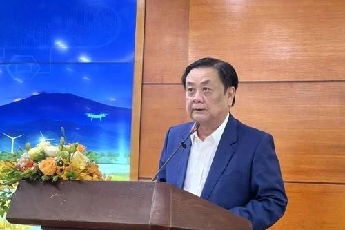 Bộ trưởng Lê Minh Hoan: 'Tôi đã chuyển 'Làng số' đến bà con nông dân'