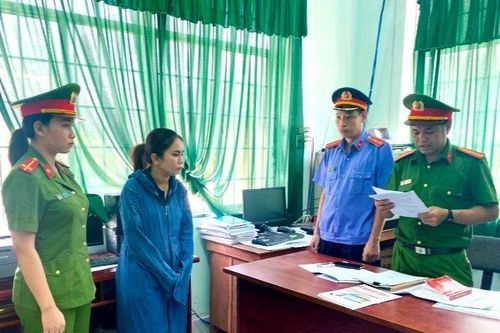 Bắt tạm giam nguyên Chủ tịch Hội chữ thập đỏ ở Phú Yên