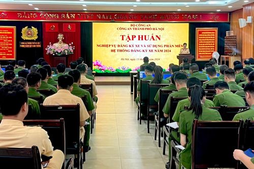 Hà Nội ứng dụng các phần mềm thông minh trong quản lý đăng ký xe