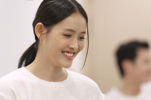 Trương Mỹ Nhân đầy bất ngờ khi nhận 'món quà to đùng' từ ái nữ Bona và Phí Ngọc Hưng