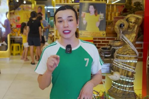 'Thánh gỏi đu đủ' Ty Thy bất ngờ đóng cửa quán, lý do khiến nhiều người ngỡ ngàng