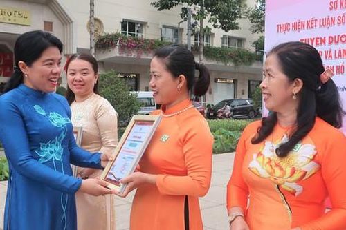 TPHCM: Tuyên dương những 'bông hoa' học tập và làm theo gương Bác