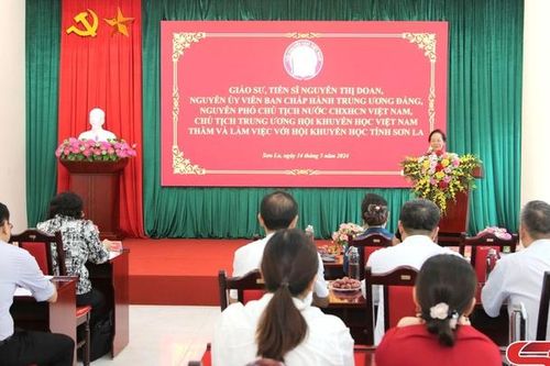 Đồng chí Chủ tịch Hội Khuyến học Việt Nam thăm và làm việc với Hội Khuyến học tỉnh