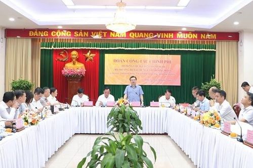 Bình Dương kiến nghị Chính phủ tháo gỡ vướng mắc, khó khăn để phát triển kinh tế bền vững