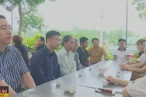 Đài Hà Nội hỗ trợ gia đình nạn nhân sạt lở đất