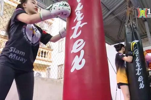 Muay Thái ngày càng phổ biến với phái nữ Hà Nội