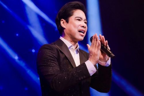 Ngọc Sơn giao lưu với khán giả bằng tiếng Đức và 'khoe' nói được 11 ngôn ngữ