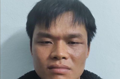 Vừa ra tù, gã đàn ông lái xe máy tông chết tình địch