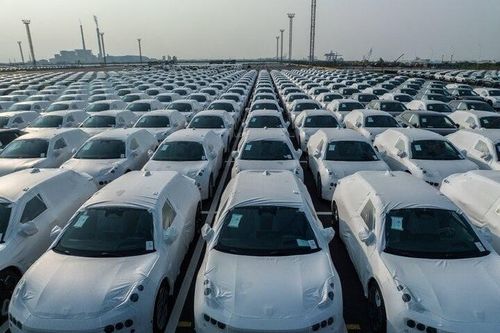 Mỹ dự kiến tăng gấp bốn lần thuế với ô tô điện Trung Quốc