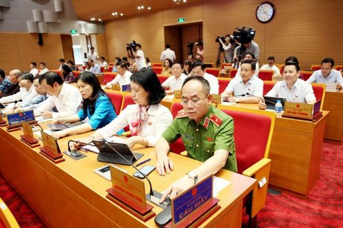 Hà Nội sẽ có thêm 5 quận mới, 'chốt' phương án giảm 61 xã, phường