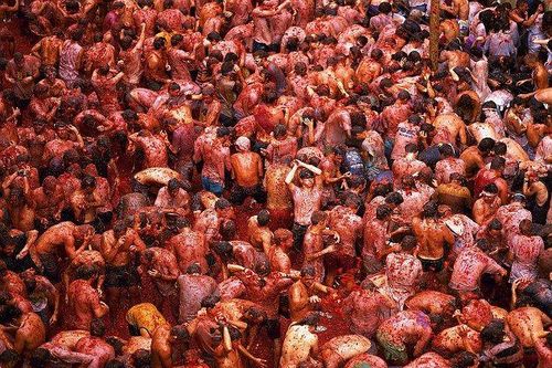 Độc đáo lễ hội ném cà chua ở Tây Ban Nha