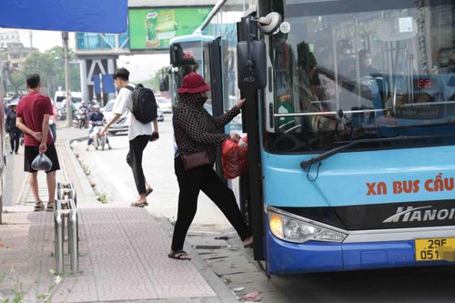 Không có ngoại lệ, xe buýt đón trả khách sai vị trí bị xử phạt nghiêm
