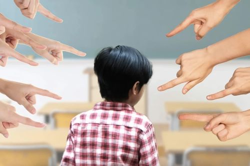 TikTok 'náo loạn', phụ huynh chia phe vì cách dạy con quen thuộc