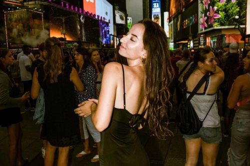 Quảng trường Thời đại là 'bẫy du lịch' tồi tệ nhất hành tinh